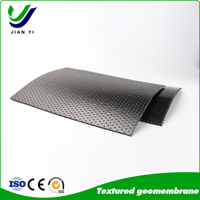 गुणवत्ता  Textured Geomembrane: Where Grip Meets Impermeability on the Steepest Slopes；Sub-headline: Defy Gravity. Lock Barriers in Place. Engineer Absolute Stability. फैक्टरी