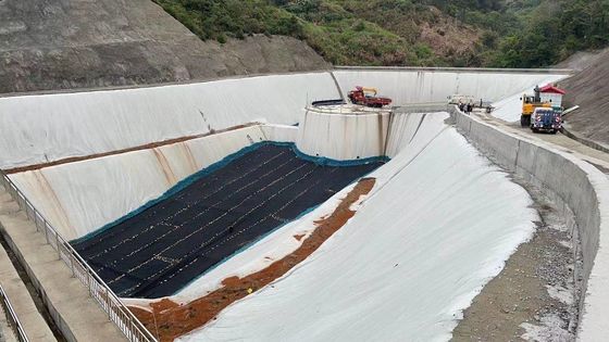 अर्थव्यवस्था क्षारीय दलदल औद्योगिक अपशिष्ट लैंडफिल परियोजनाओं के लिए गैर बुना हुआ लंबी फाइबर भू-तह