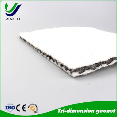 उच्च तन्यता शक्ति ≥16kN/m यूवी प्रतिरोधी 3D कम्पोजिट ड्रेनेज नेट